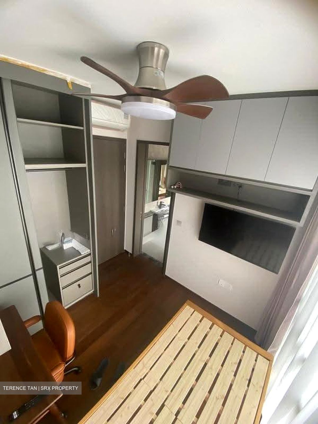 Piccadilly Grand (D8), Apartment #634495331